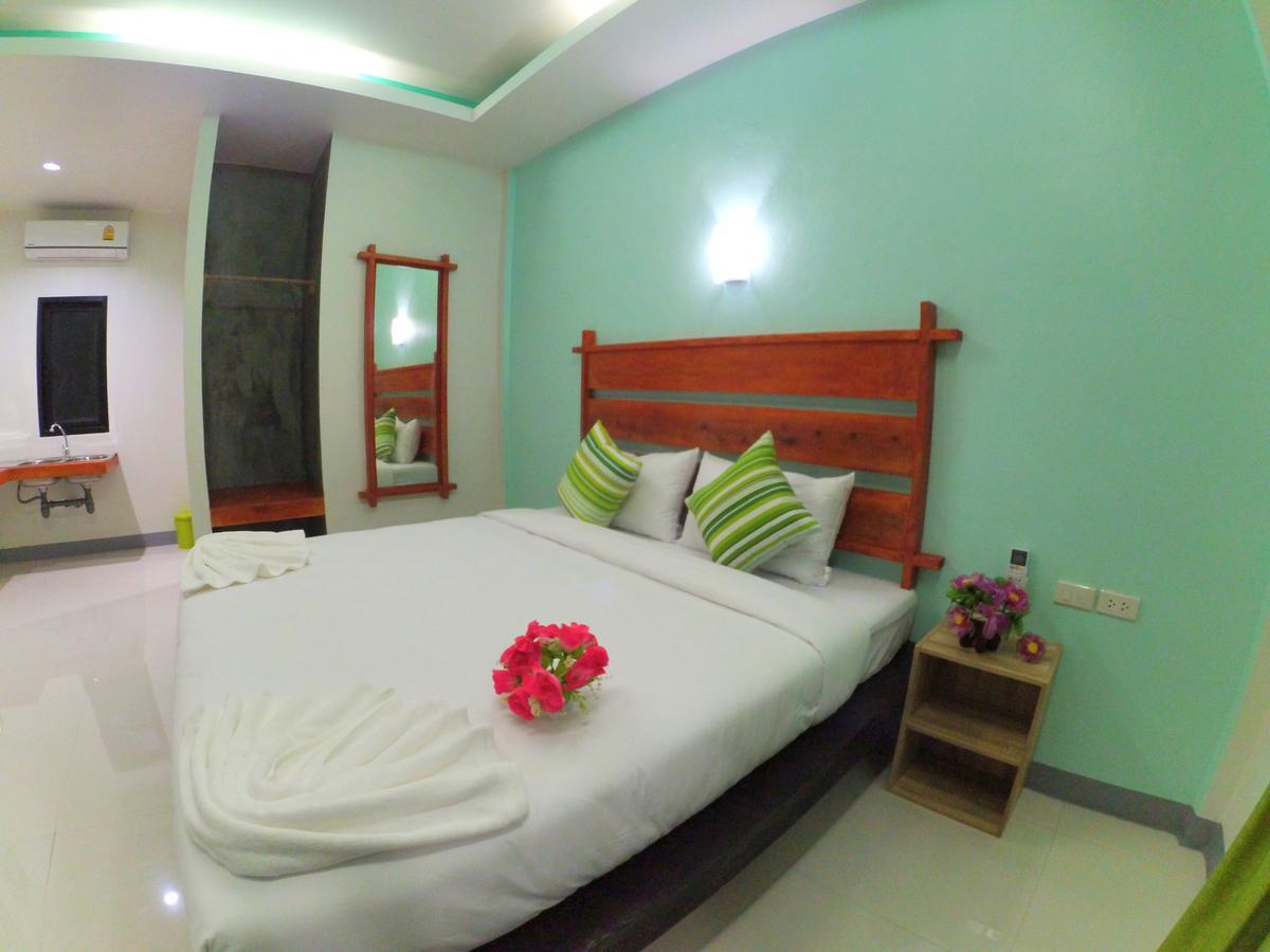 Baan Reenaa Lanta Koh Lanta Exterior photo